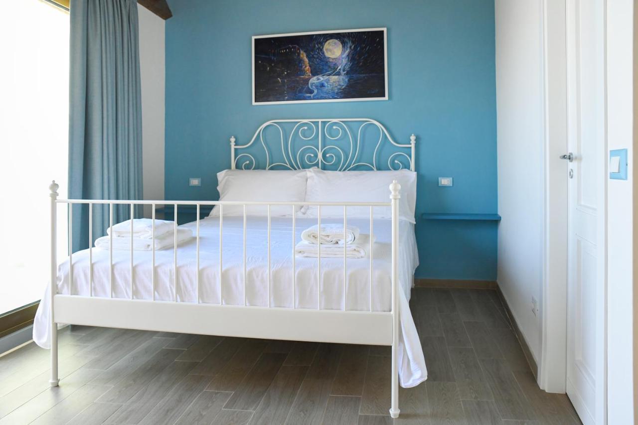 Signora Tita B&B Chianalea - Шилла Экстерьер фото